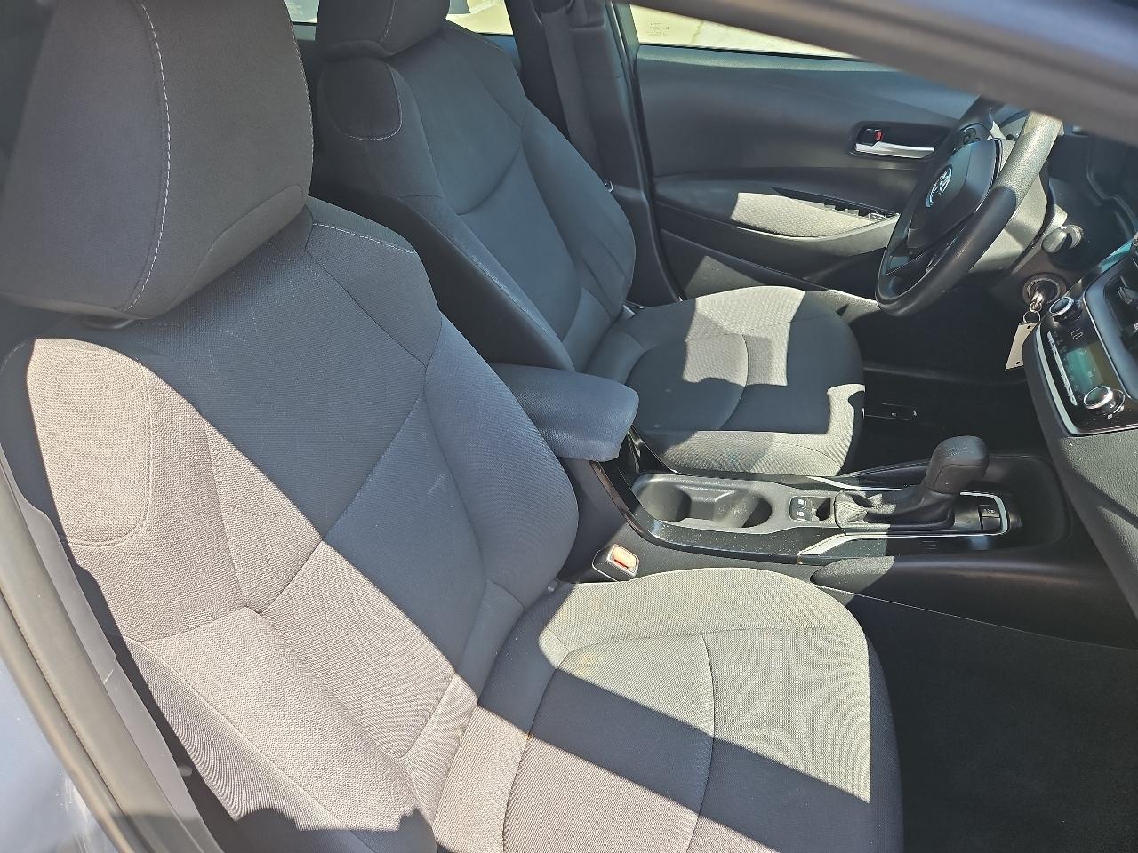 Toyota Corolla LE 2020