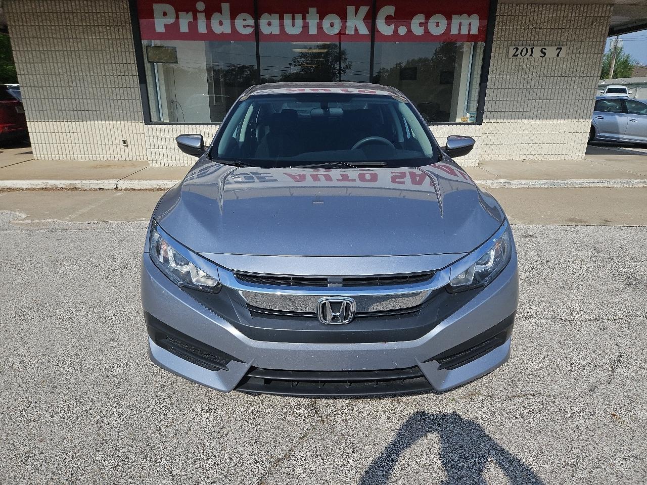 Honda Civic LX sedan 2017