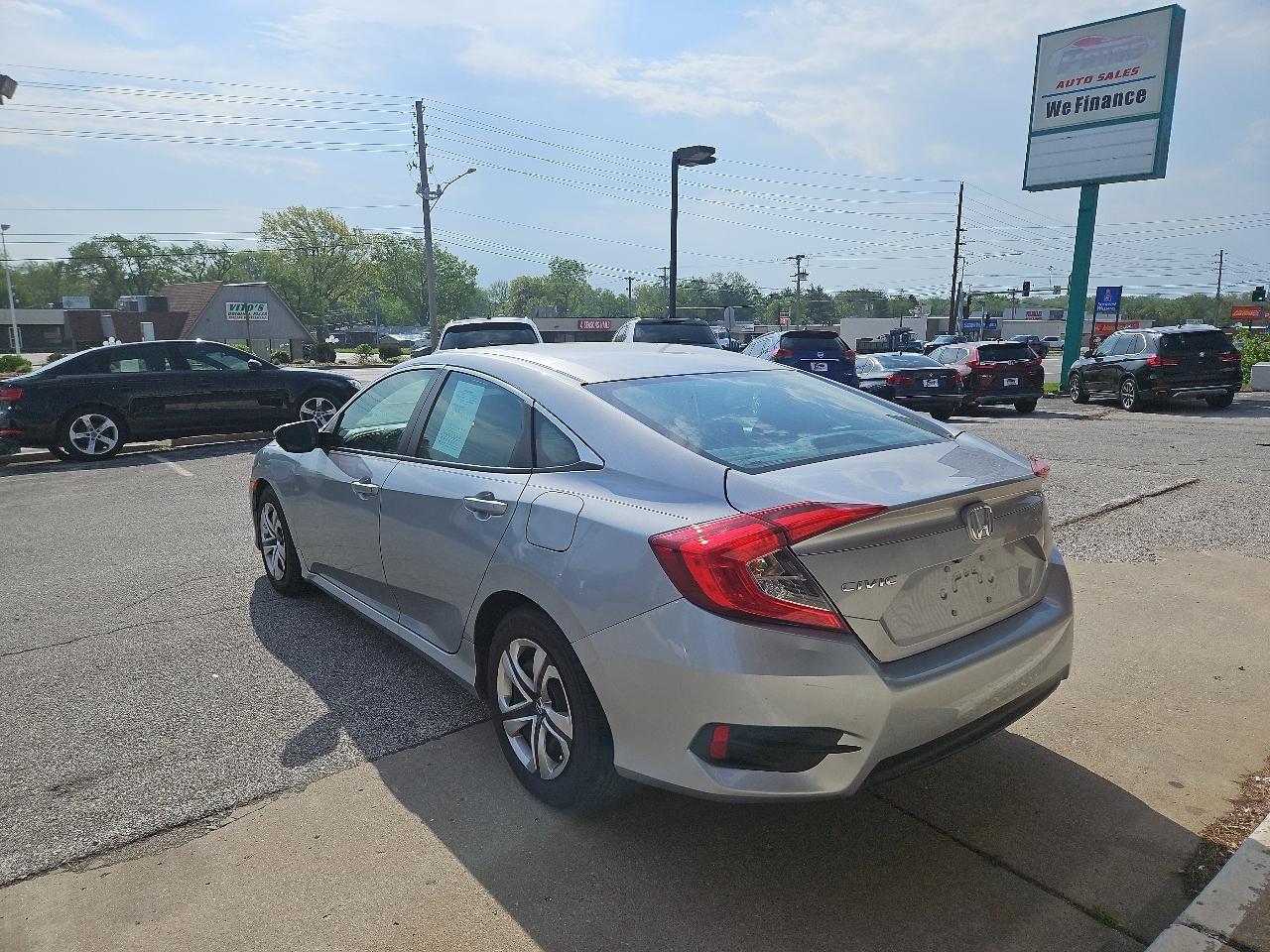 Honda Civic LX sedan 2017