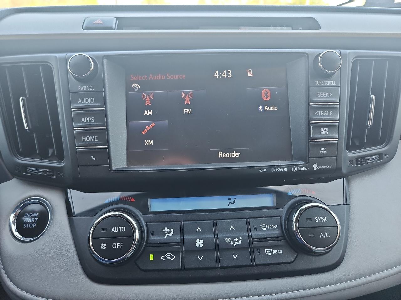 Toyota RAV4 XLE FWD 2017