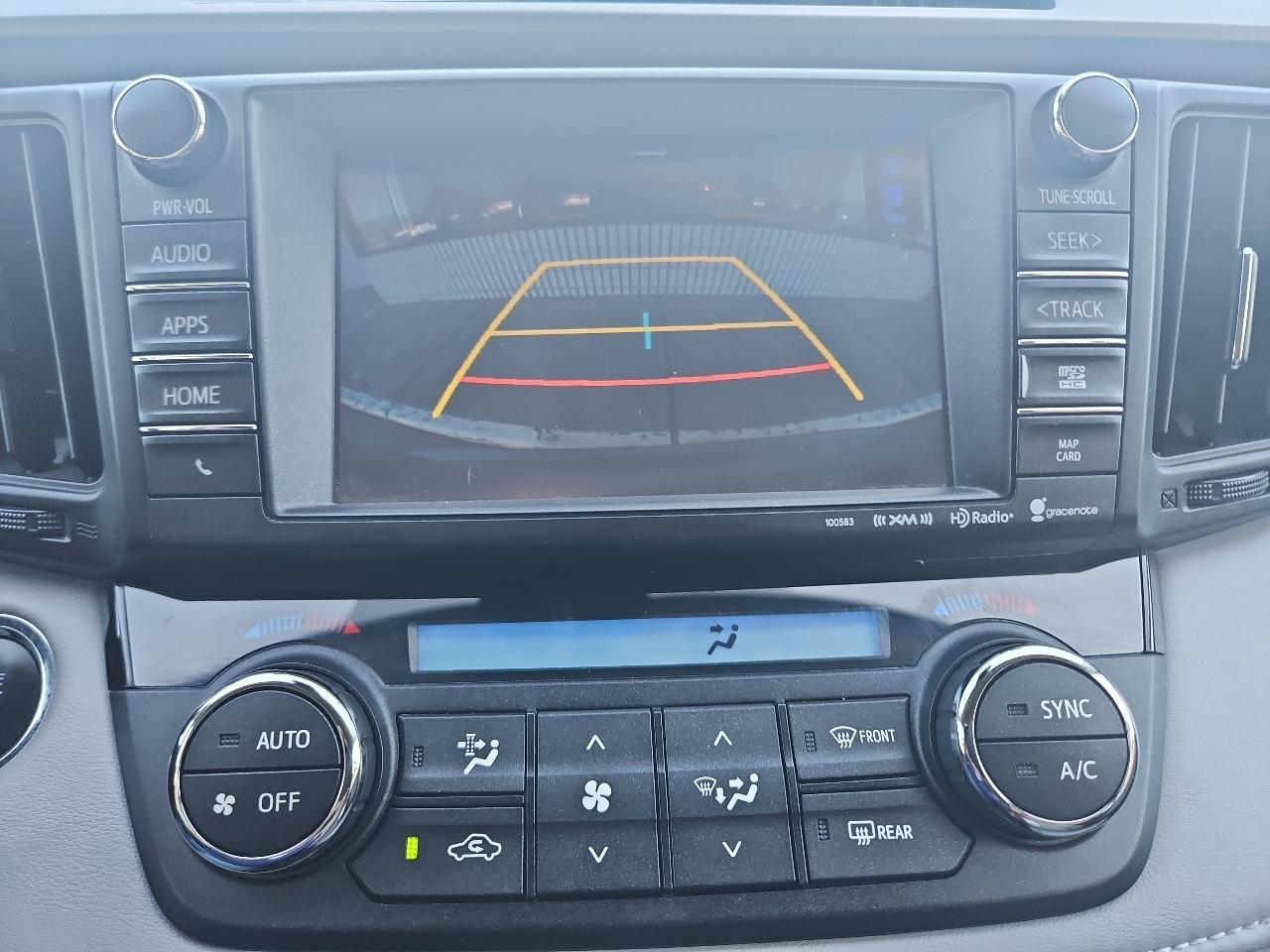 Toyota RAV4 XLE FWD 2017