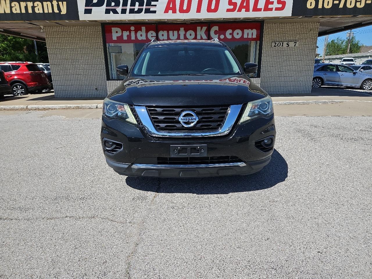 Nissan Pathfinder Platinum 4WD 2017