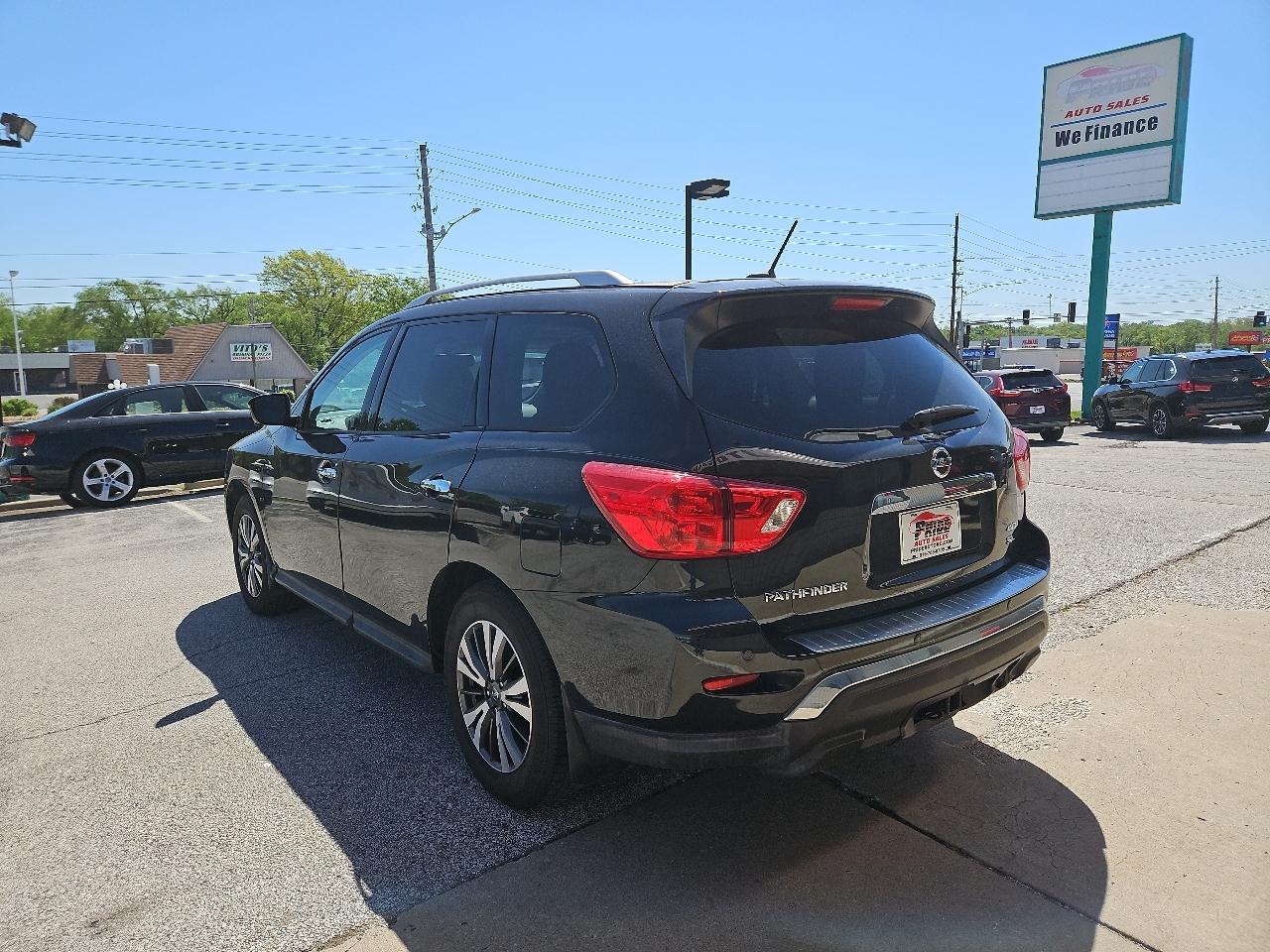 Nissan Pathfinder Platinum 4WD 2017