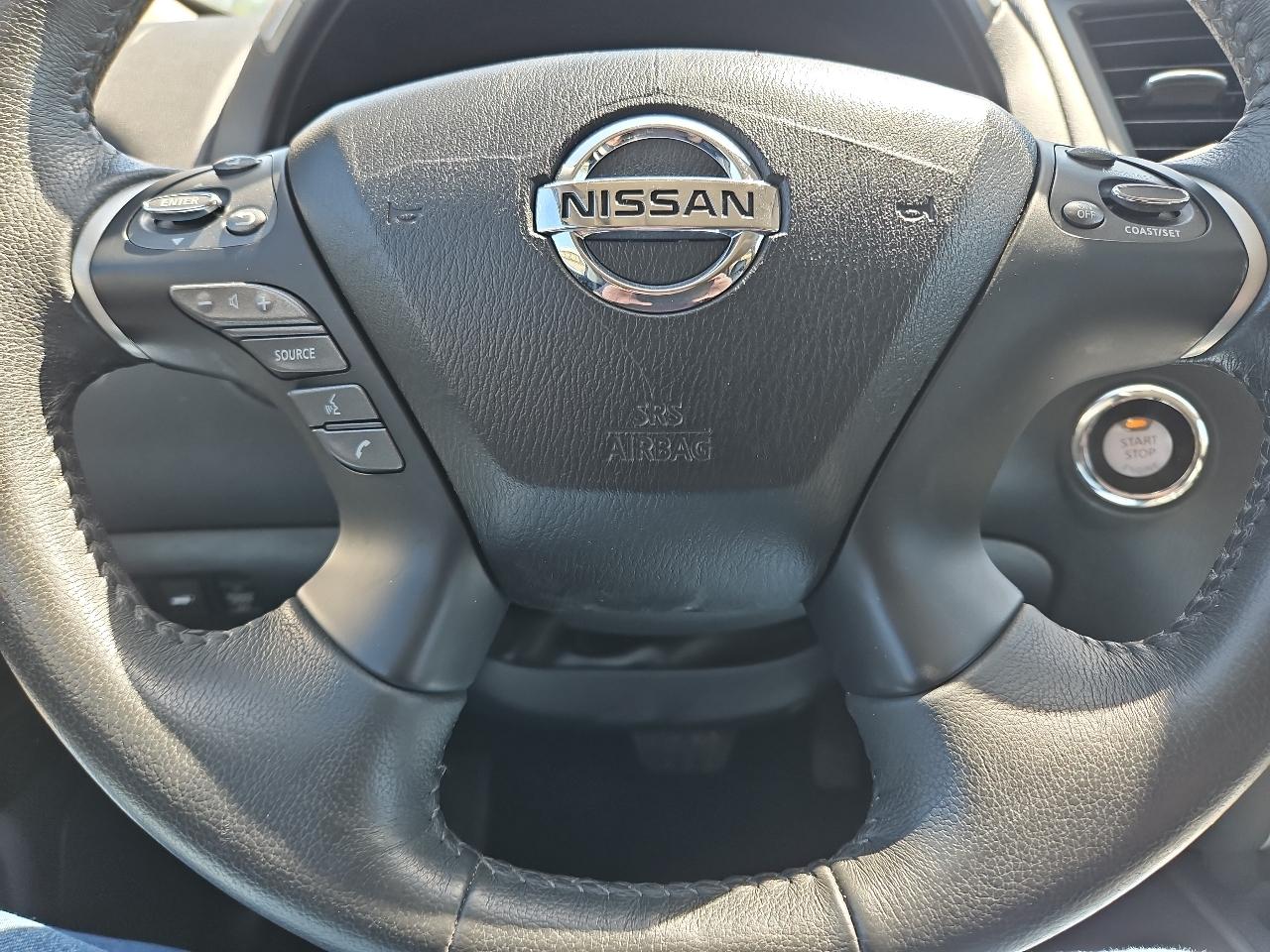Nissan Pathfinder Platinum 4WD 2017