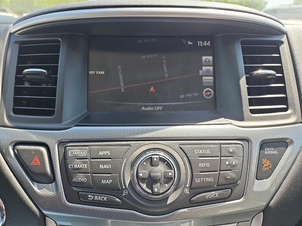 Nissan Pathfinder Platinum 4WD 2017