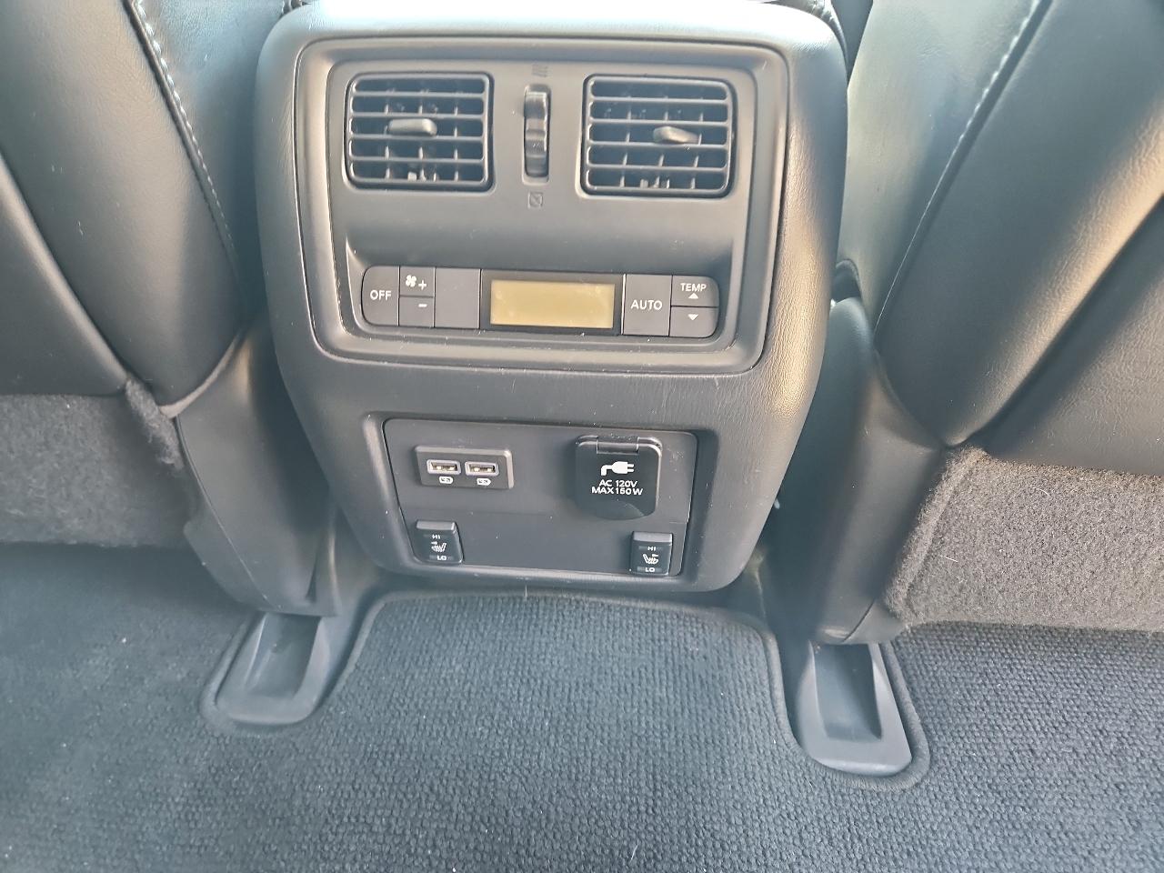 Nissan Pathfinder Platinum 4WD 2017