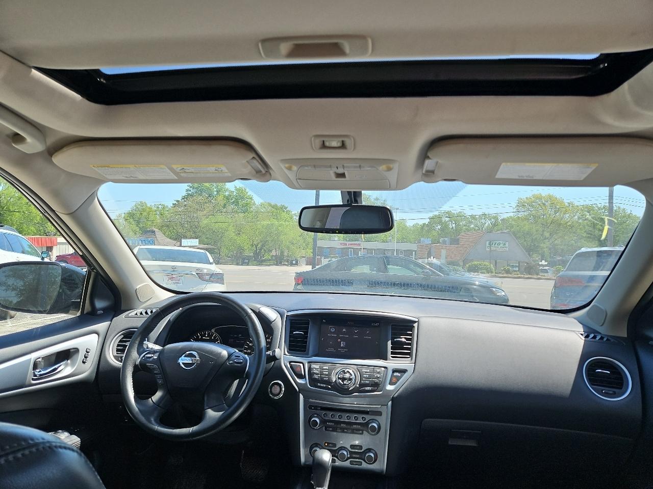 Nissan Pathfinder Platinum 4WD 2017