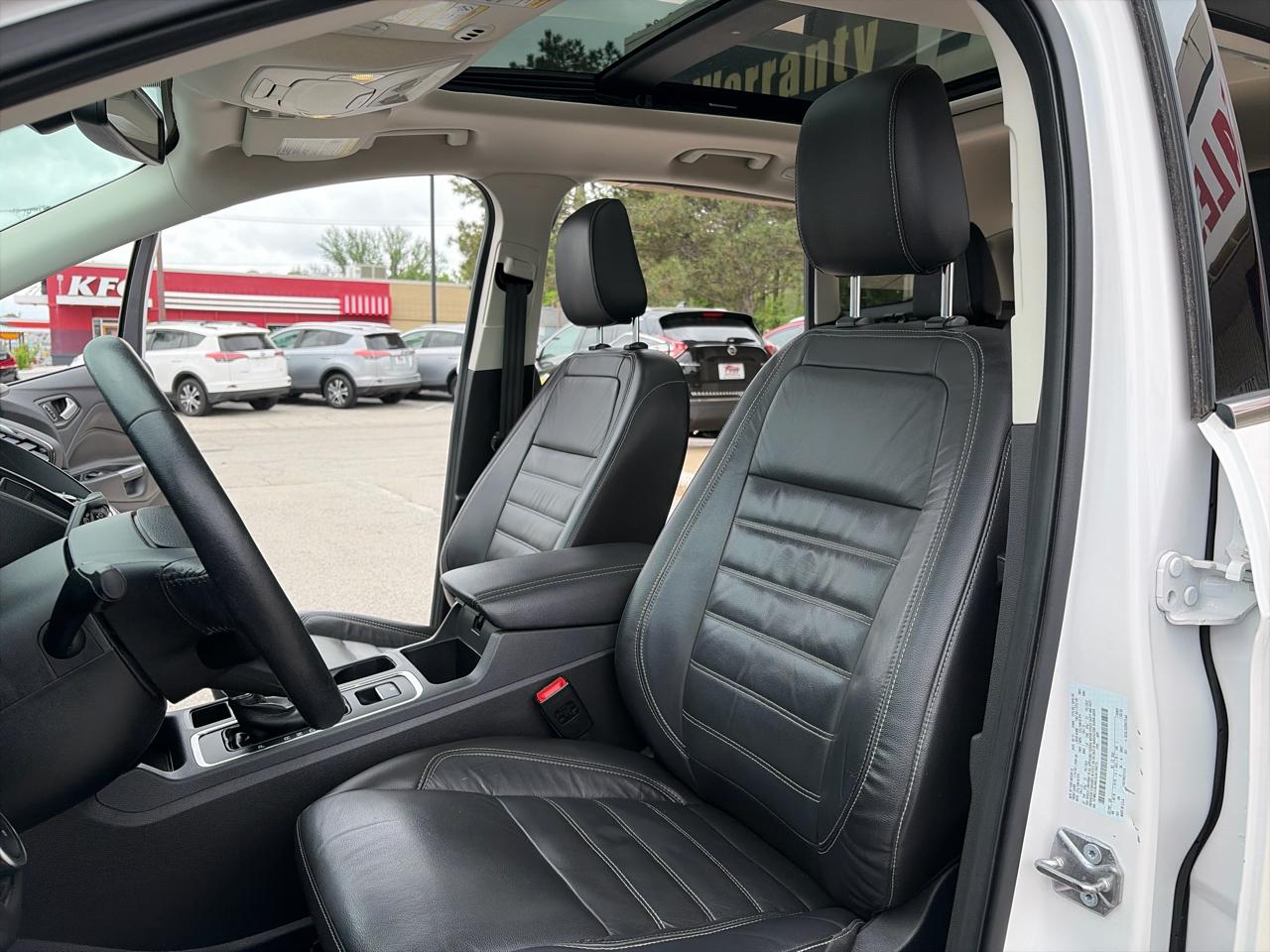 Ford Escape Titanium 4WD 2018