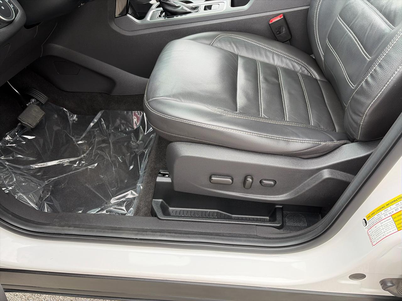 Ford Escape Titanium 4WD 2018