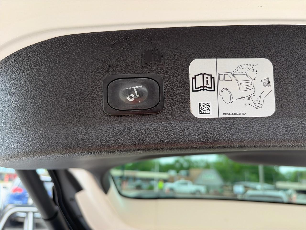 Ford Escape Titanium 4WD 2018