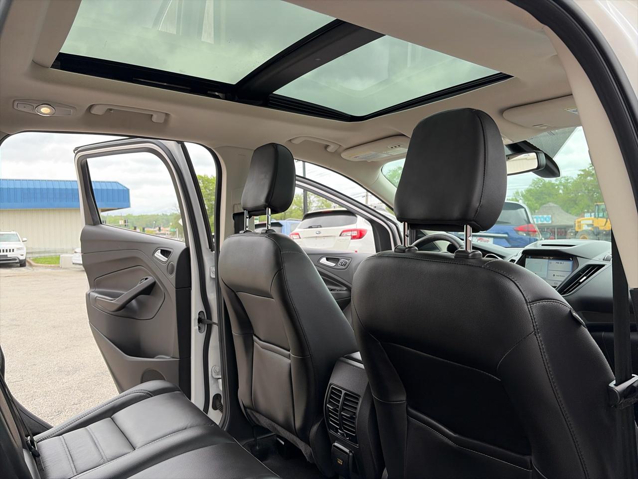 Ford Escape Titanium 4WD 2018