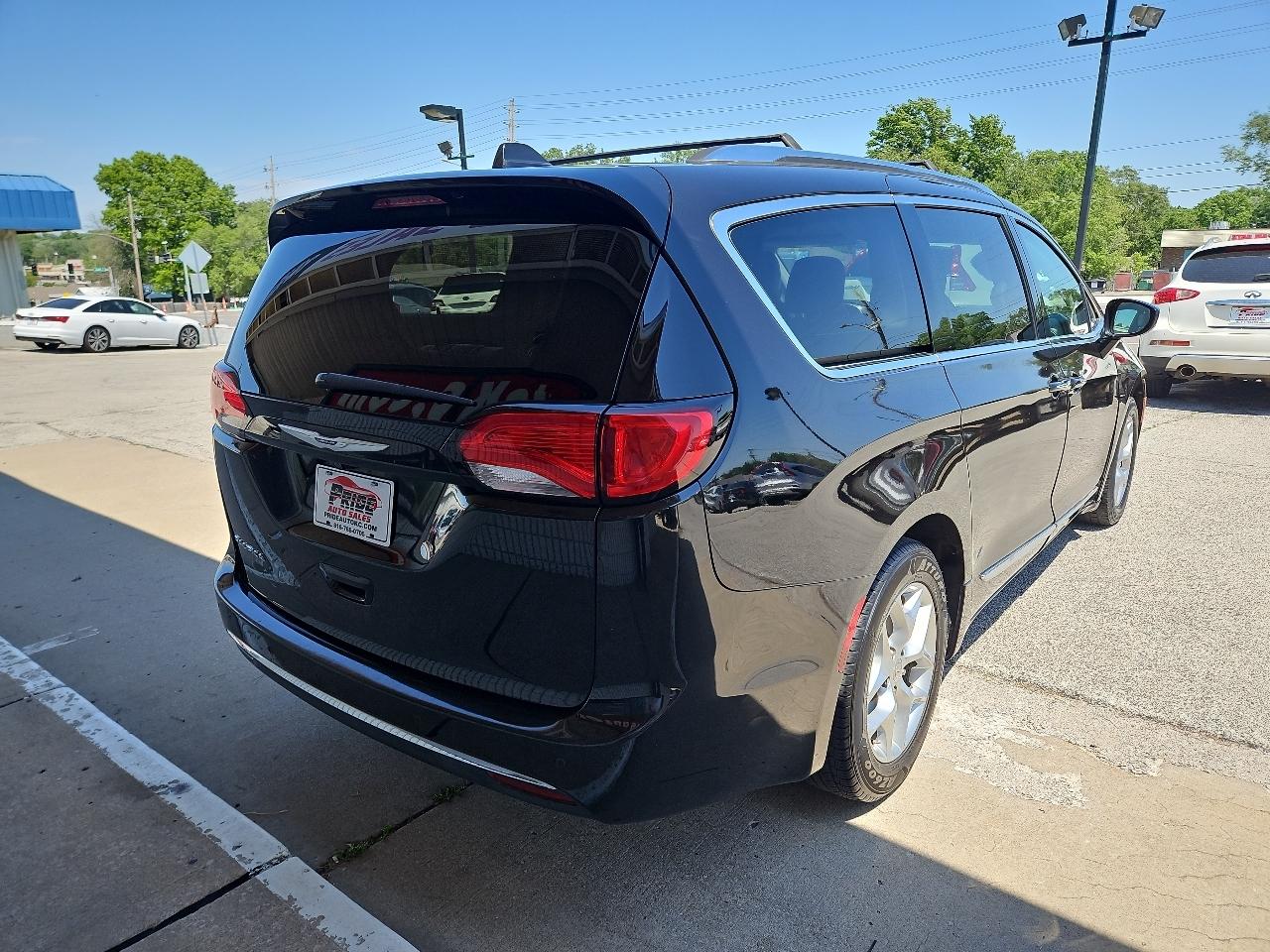 Chrysler Pacifica Touring-L 2019