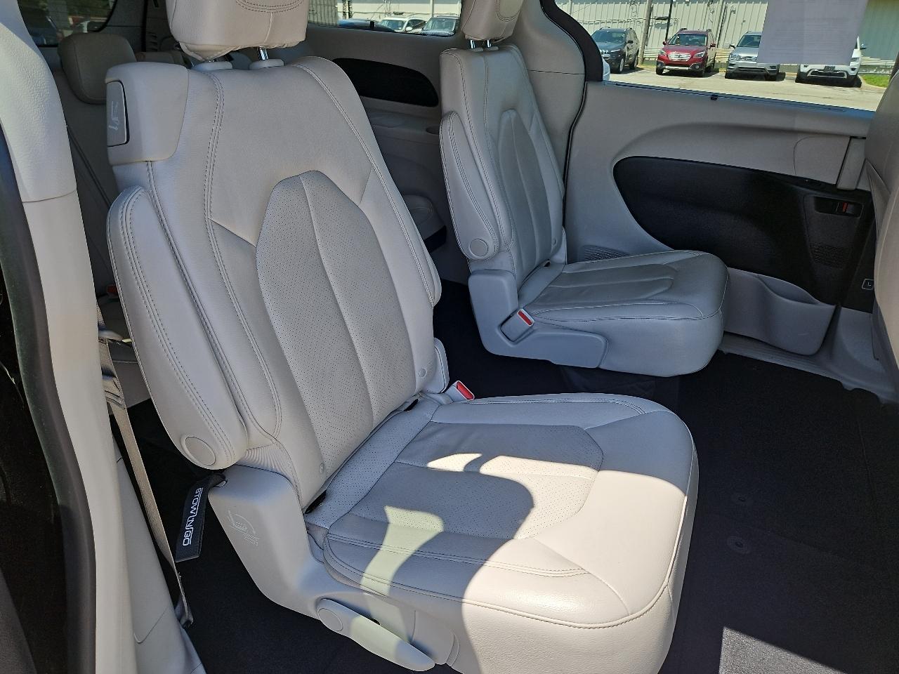 Chrysler Pacifica Touring-L 2019
