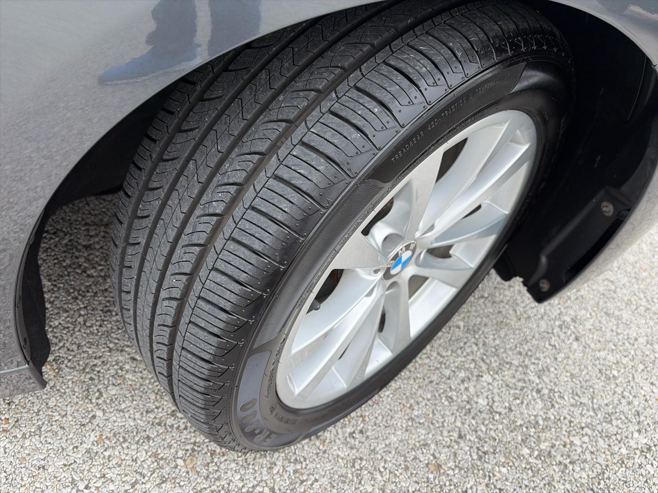 BMW 3-Series 320i xDrive Sedan 2016