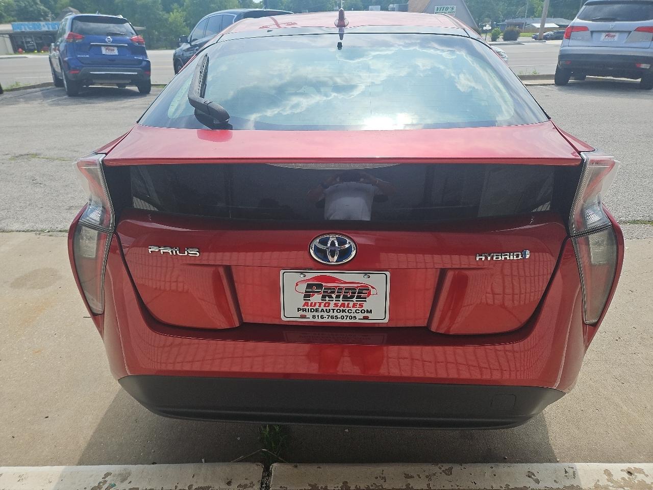 Toyota Prius Four Touring 2016