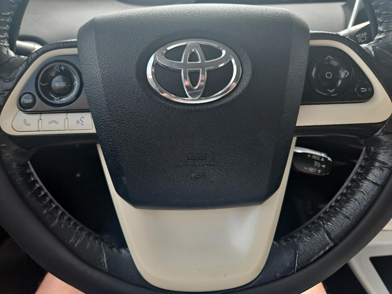 Toyota Prius Four Touring 2016