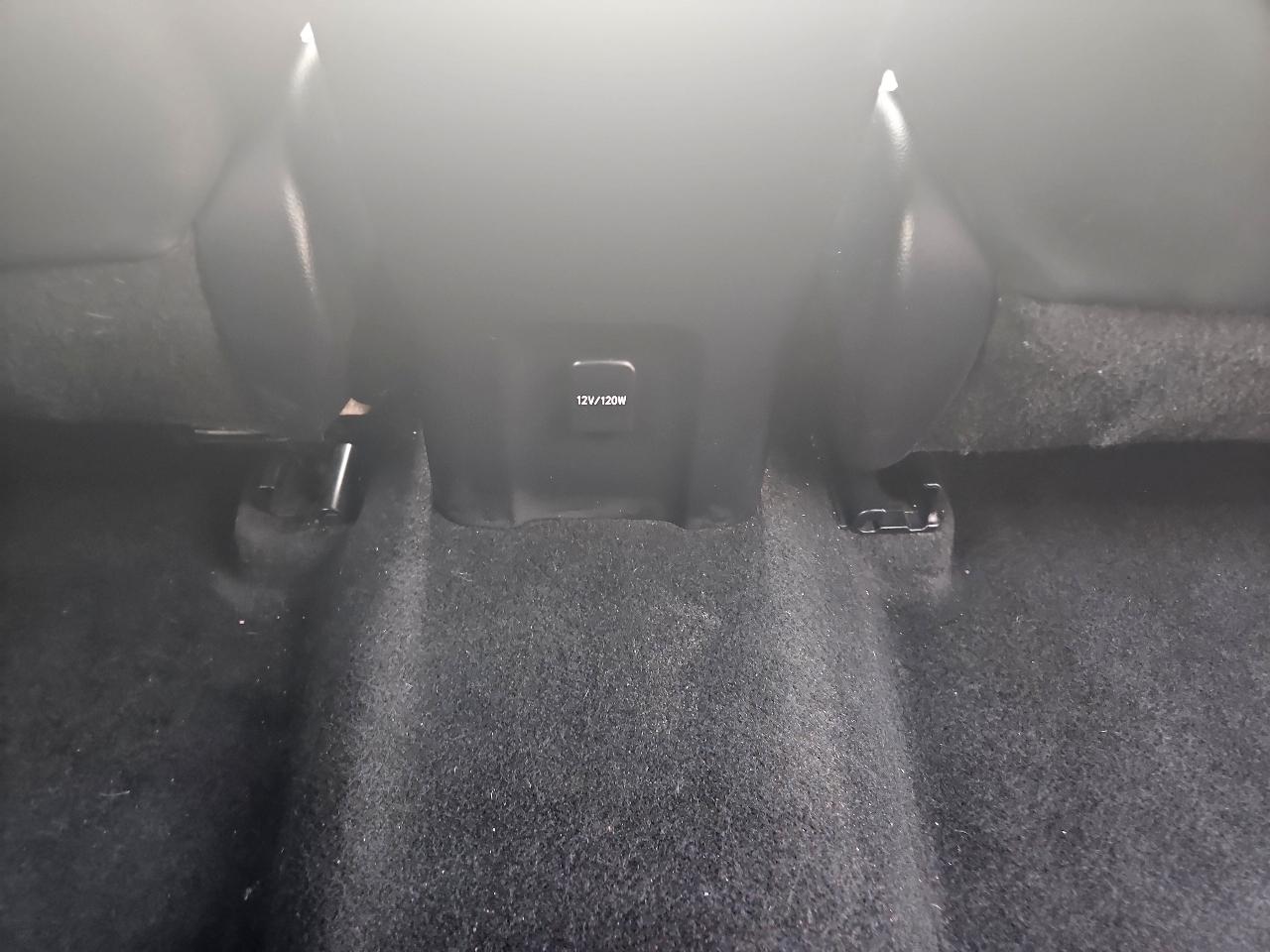 Toyota Prius Four Touring 2016