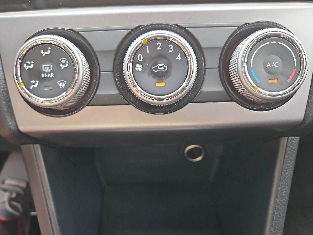 Subaru Crosstrek 2.0i Premium CVT 2016