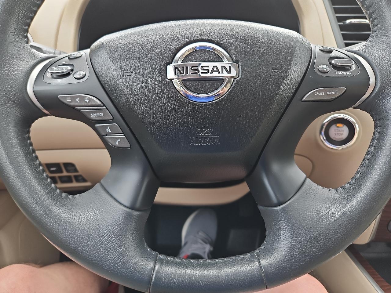 Nissan Pathfinder Platinum 4WD 2017