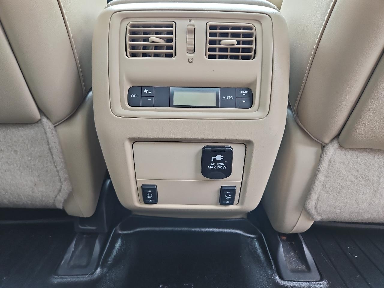 Nissan Pathfinder Platinum 4WD 2017