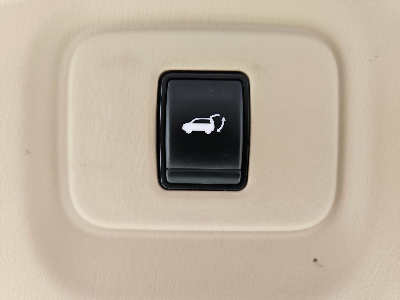 Nissan Pathfinder Platinum 4WD 2017