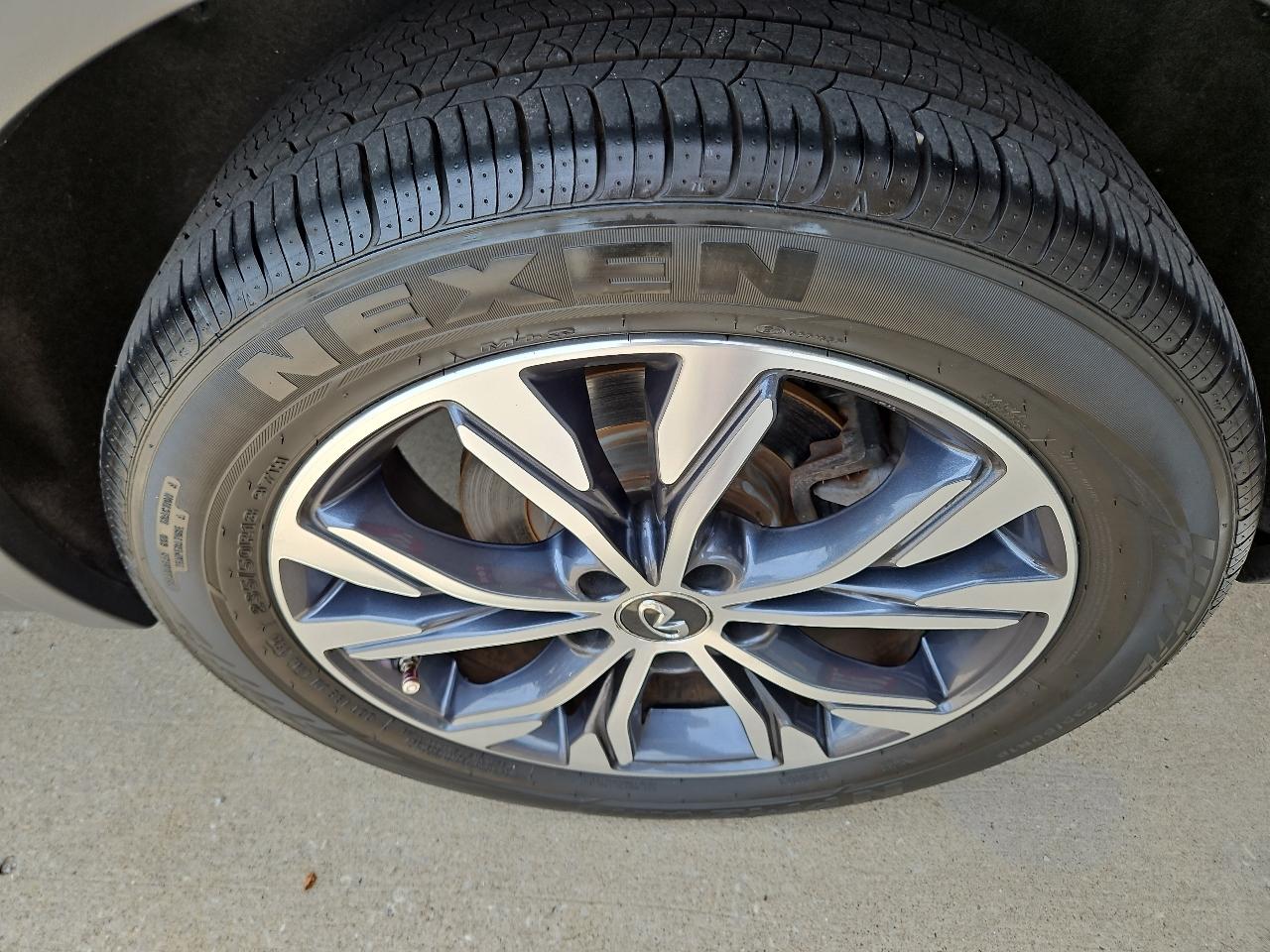 Infiniti QX30 Premium AWD 2017