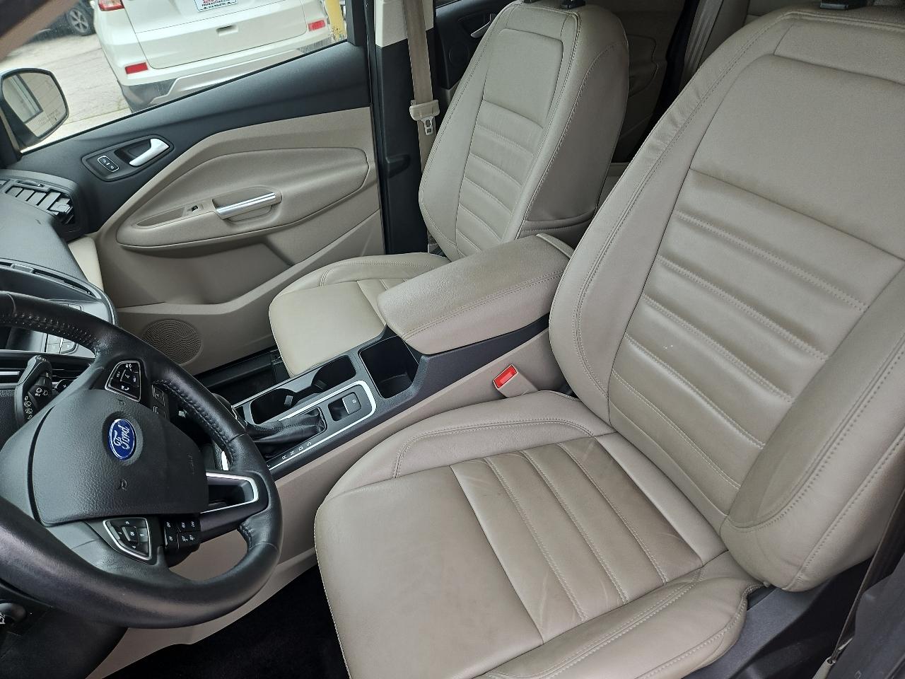 Ford Escape SE FWD 2017