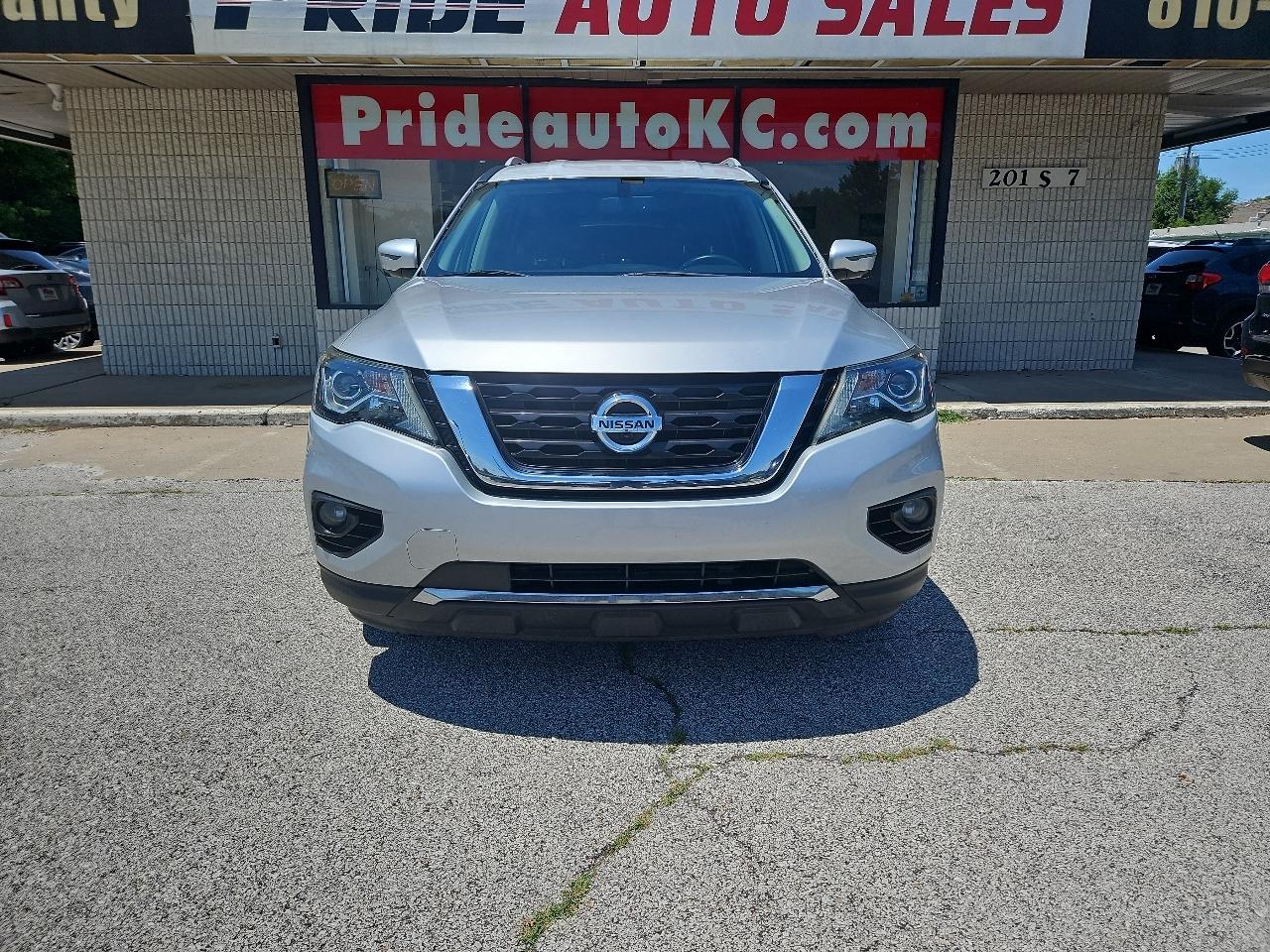 Nissan Pathfinder SL 4WD 2020