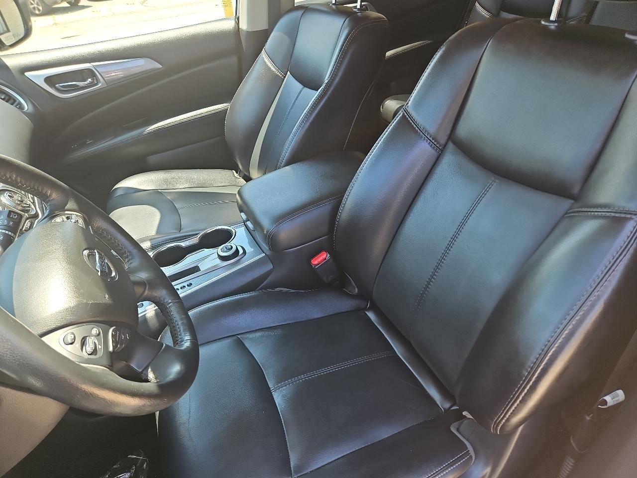 Nissan Pathfinder SL 4WD 2020
