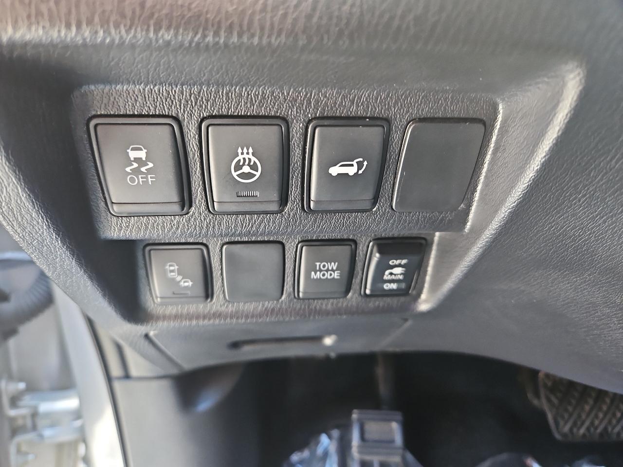 Nissan Pathfinder SL 4WD 2020