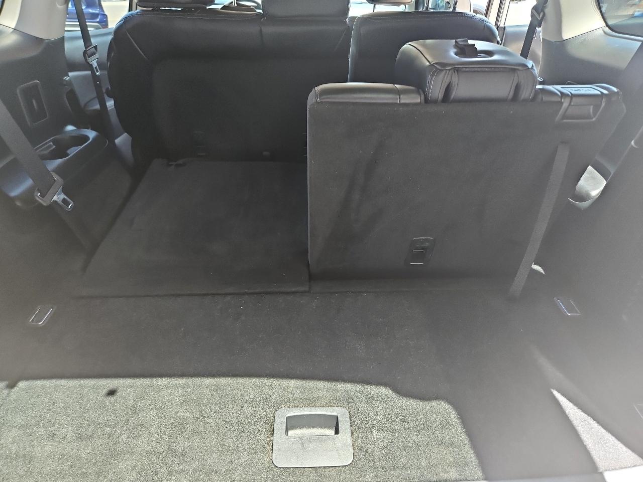 Nissan Pathfinder SL 4WD 2020