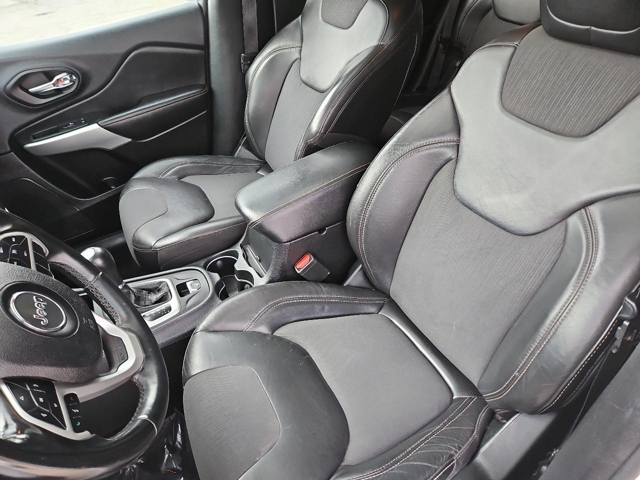 Jeep Cherokee  2018