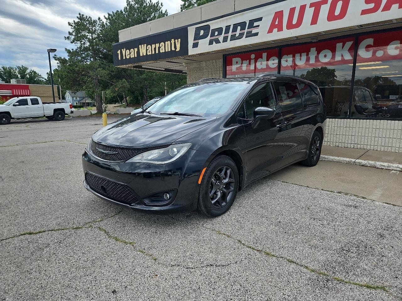 Chrysler Pacifica Touring-L Plus 2019