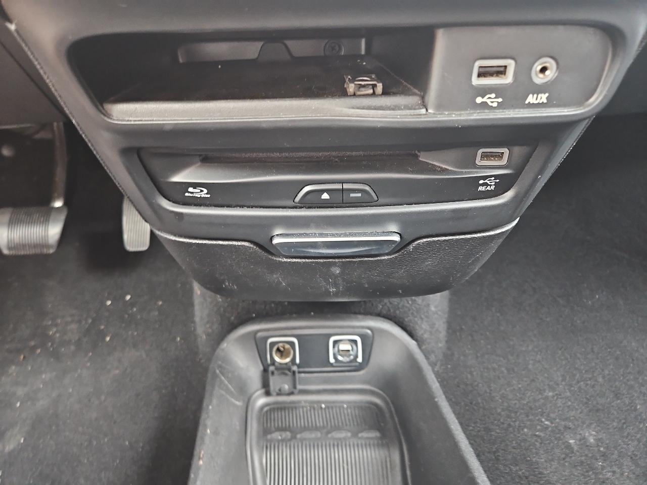 Chrysler Pacifica Touring-L Plus 2019