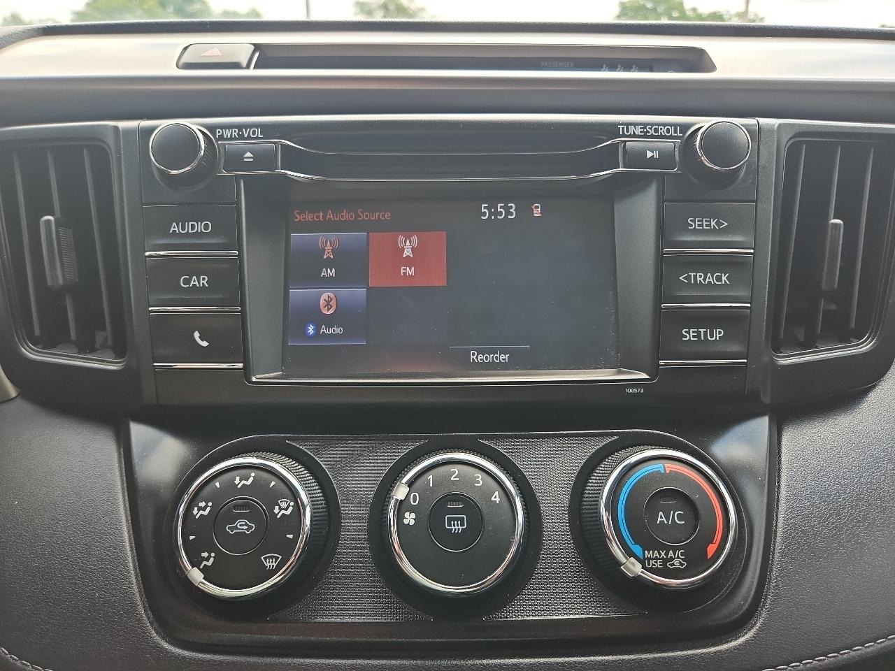 Toyota RAV4 LE 2017