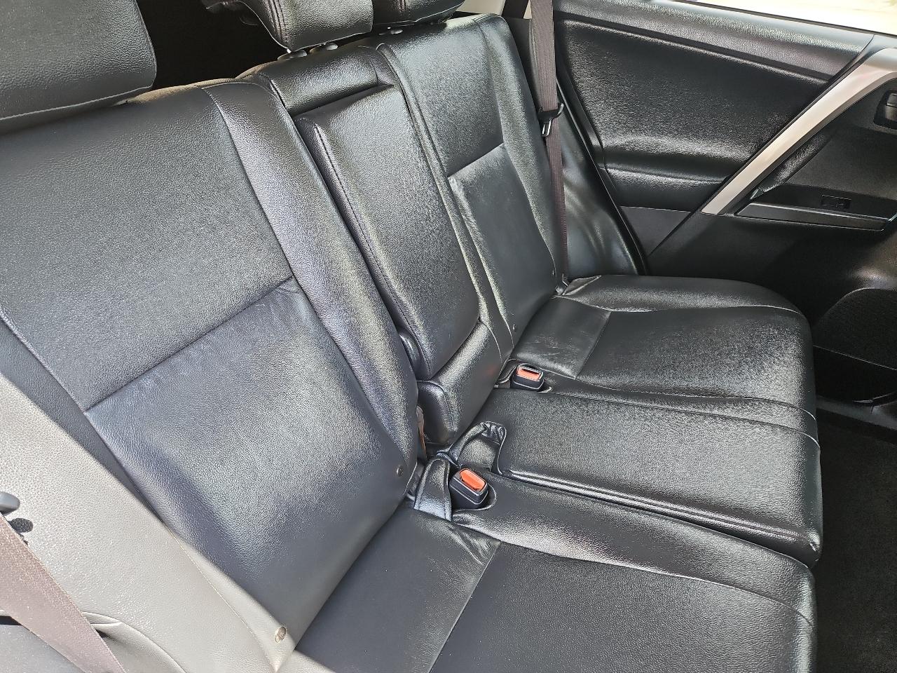 Toyota RAV4 LE 2017