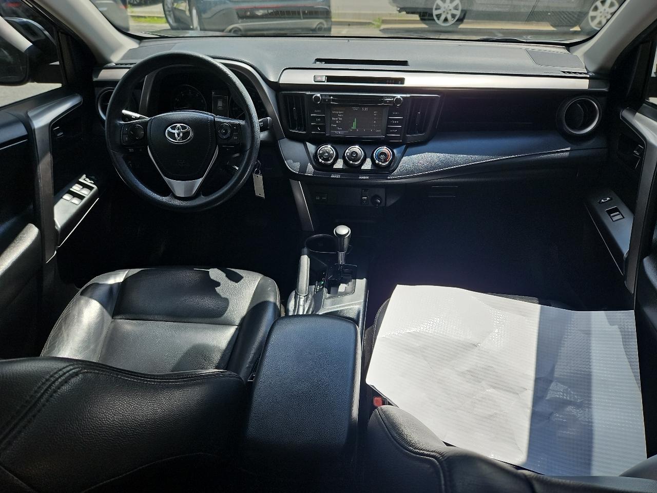 Toyota RAV4 LE 2017