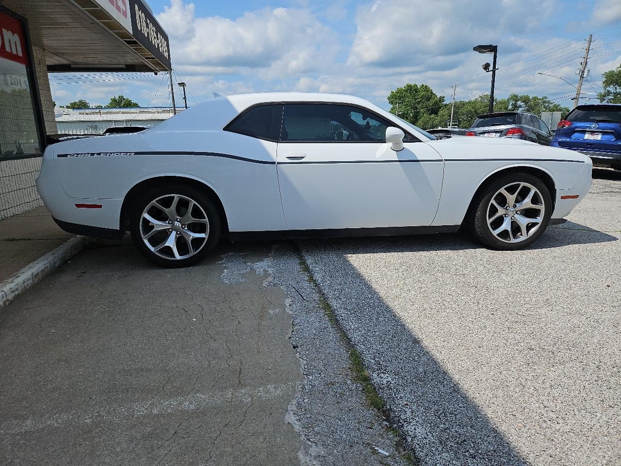 Dodge Challenger SXT Plus 2016