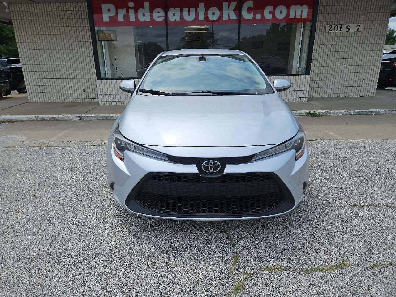 Toyota Corolla LE 2021