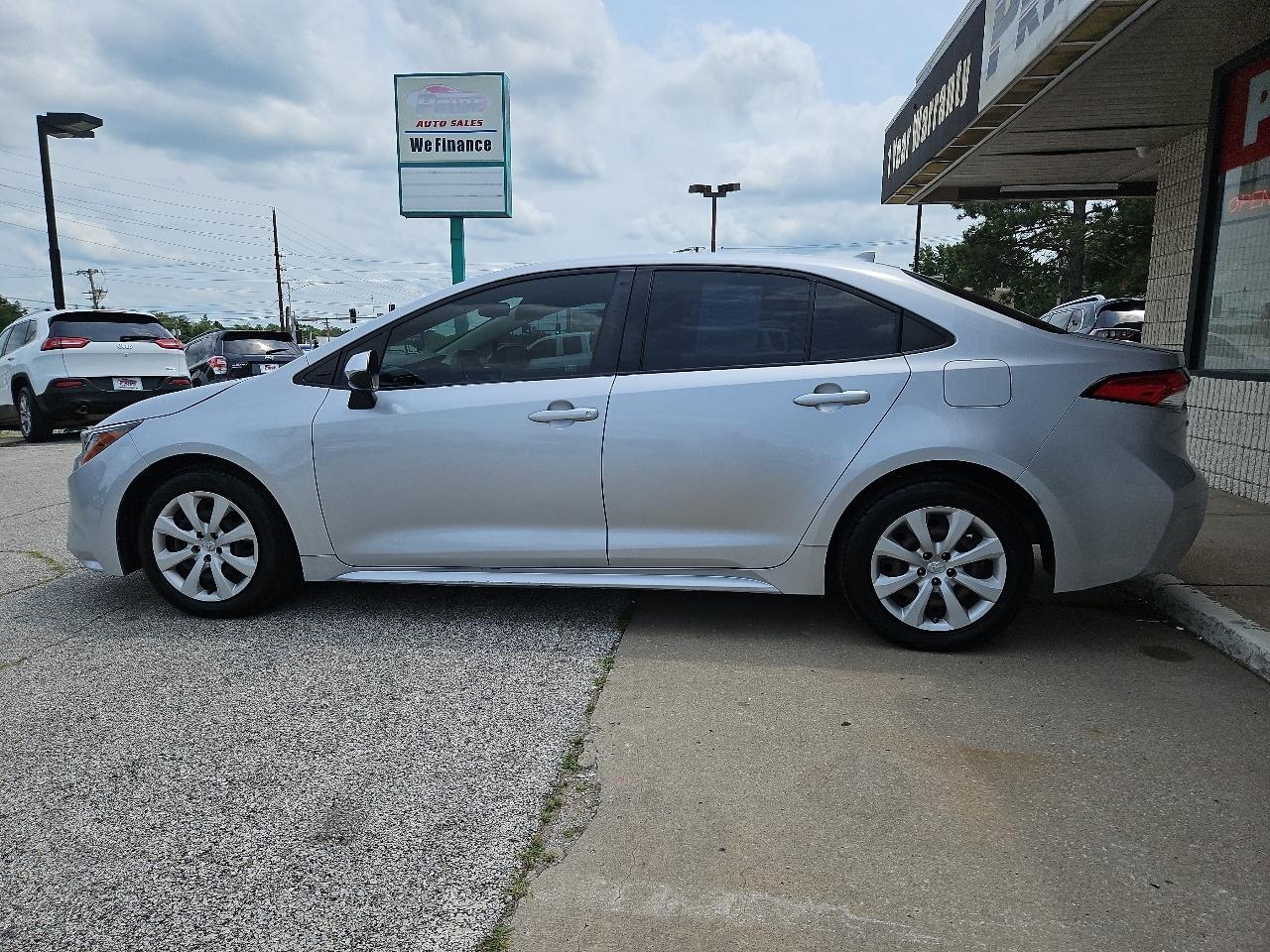 Toyota Corolla LE 2021