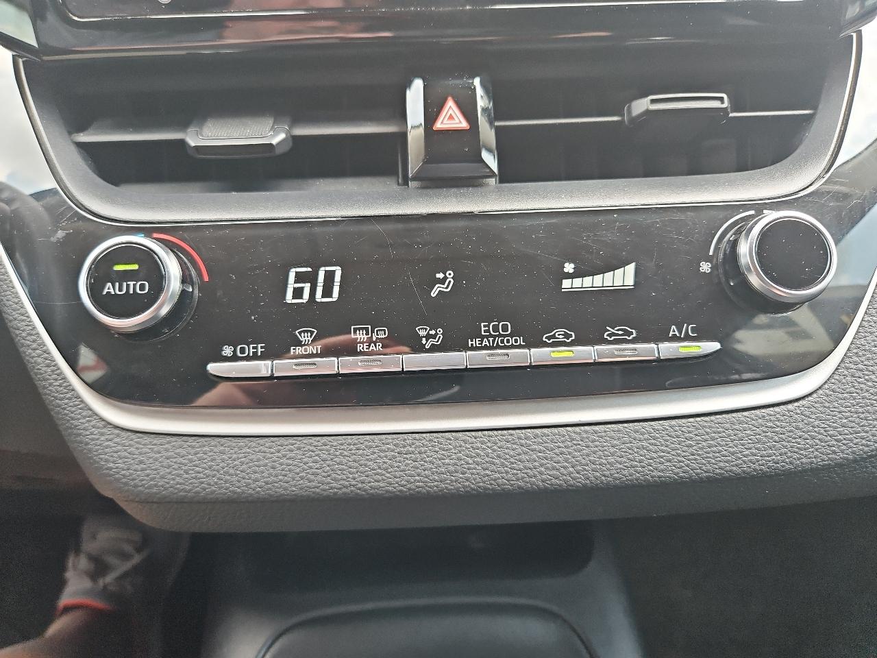 Toyota Corolla LE 2021