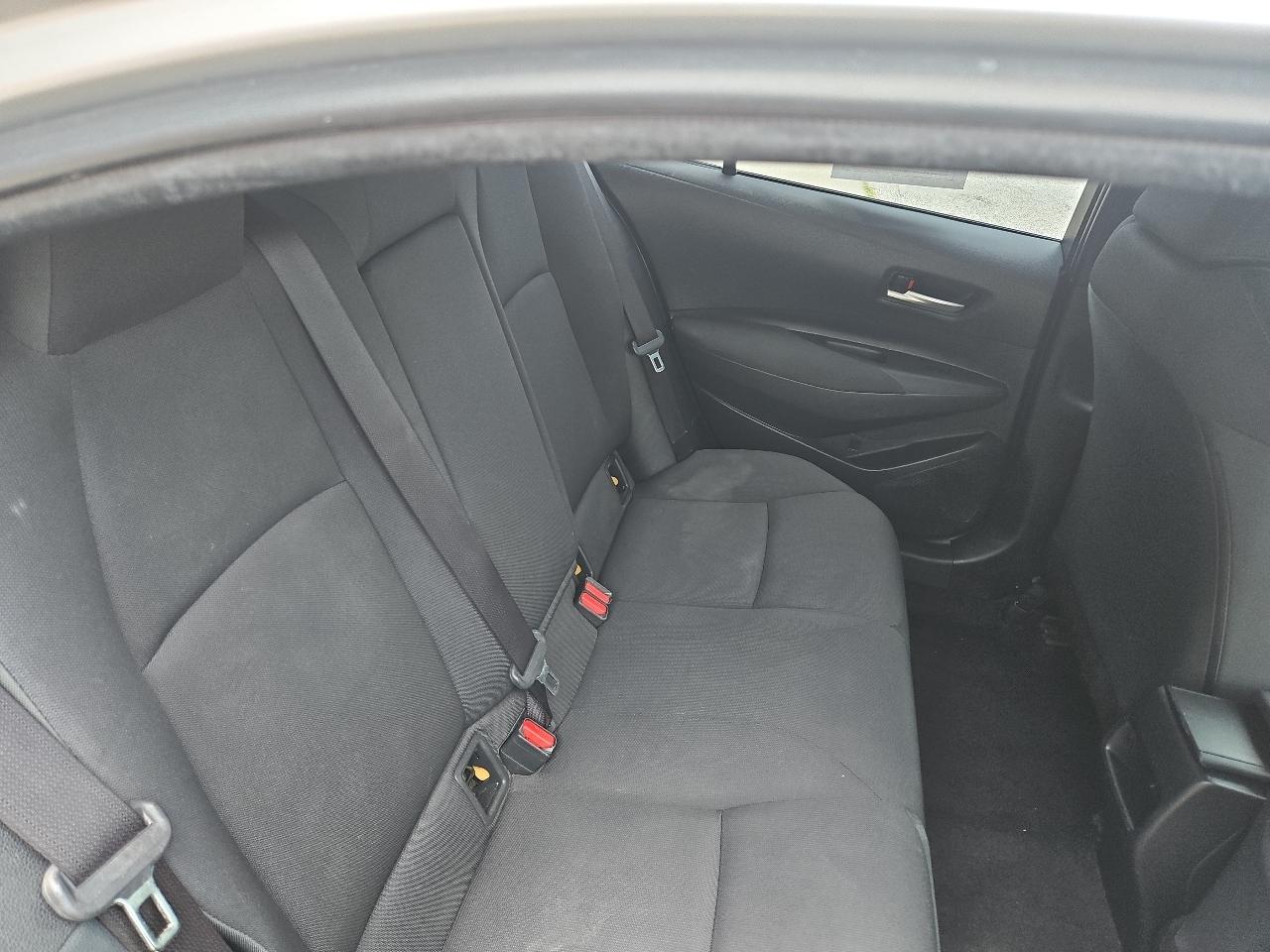 Toyota Corolla LE 2021