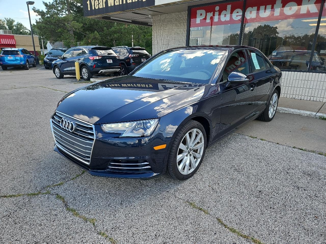 Audi A4 2.0T Premium quattro Sedan 2017