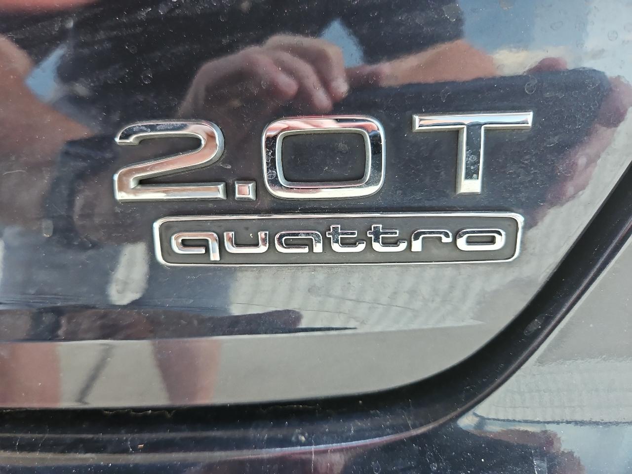 Audi A4 2.0T Premium quattro Sedan 2017