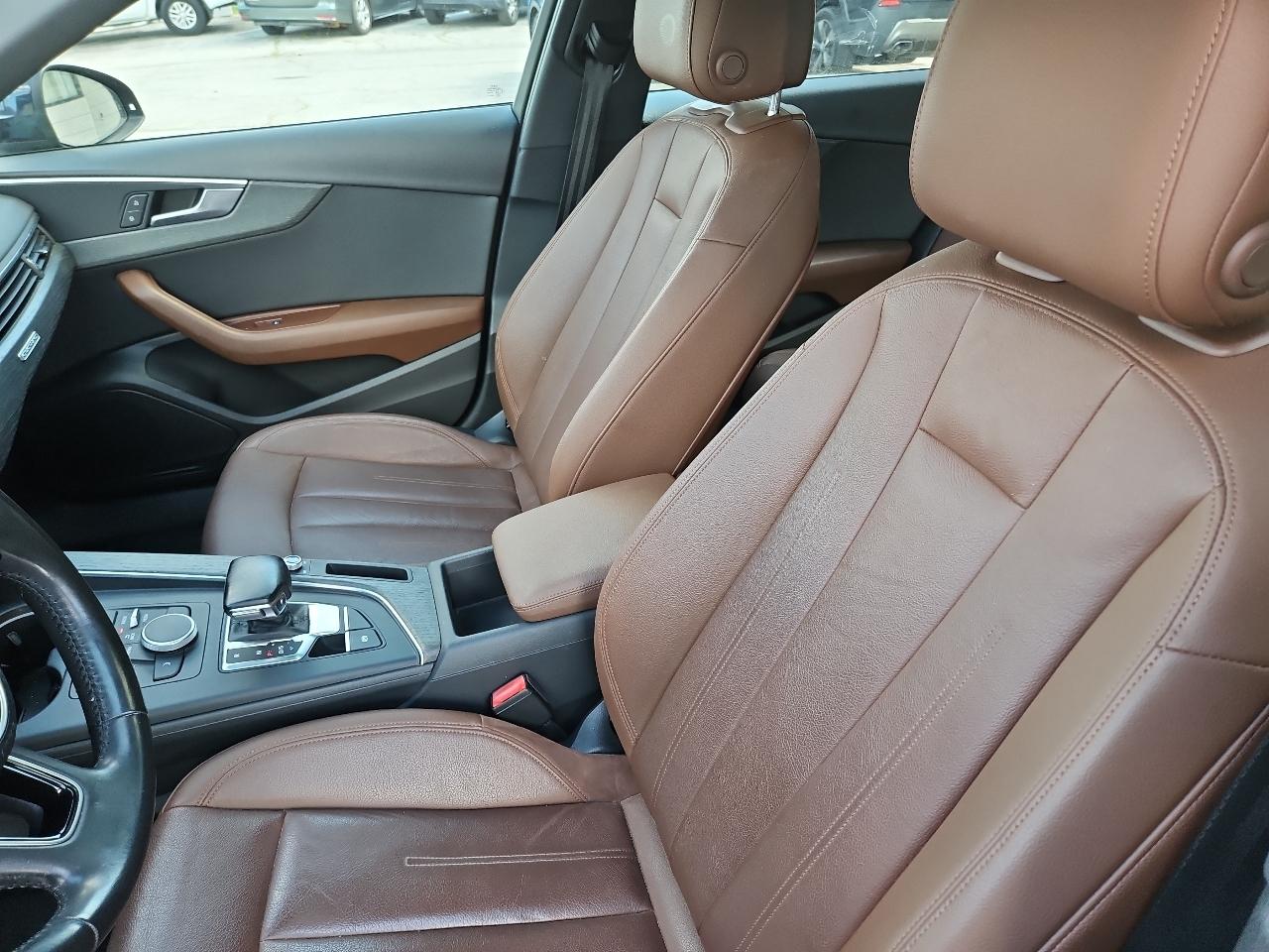 Audi A4 2.0T Premium quattro Sedan 2017