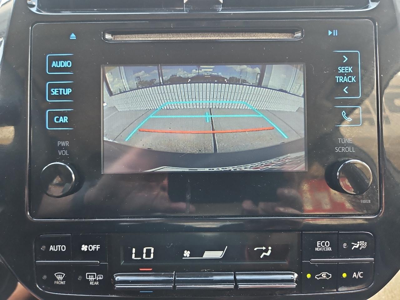 Toyota Prius Two 2017