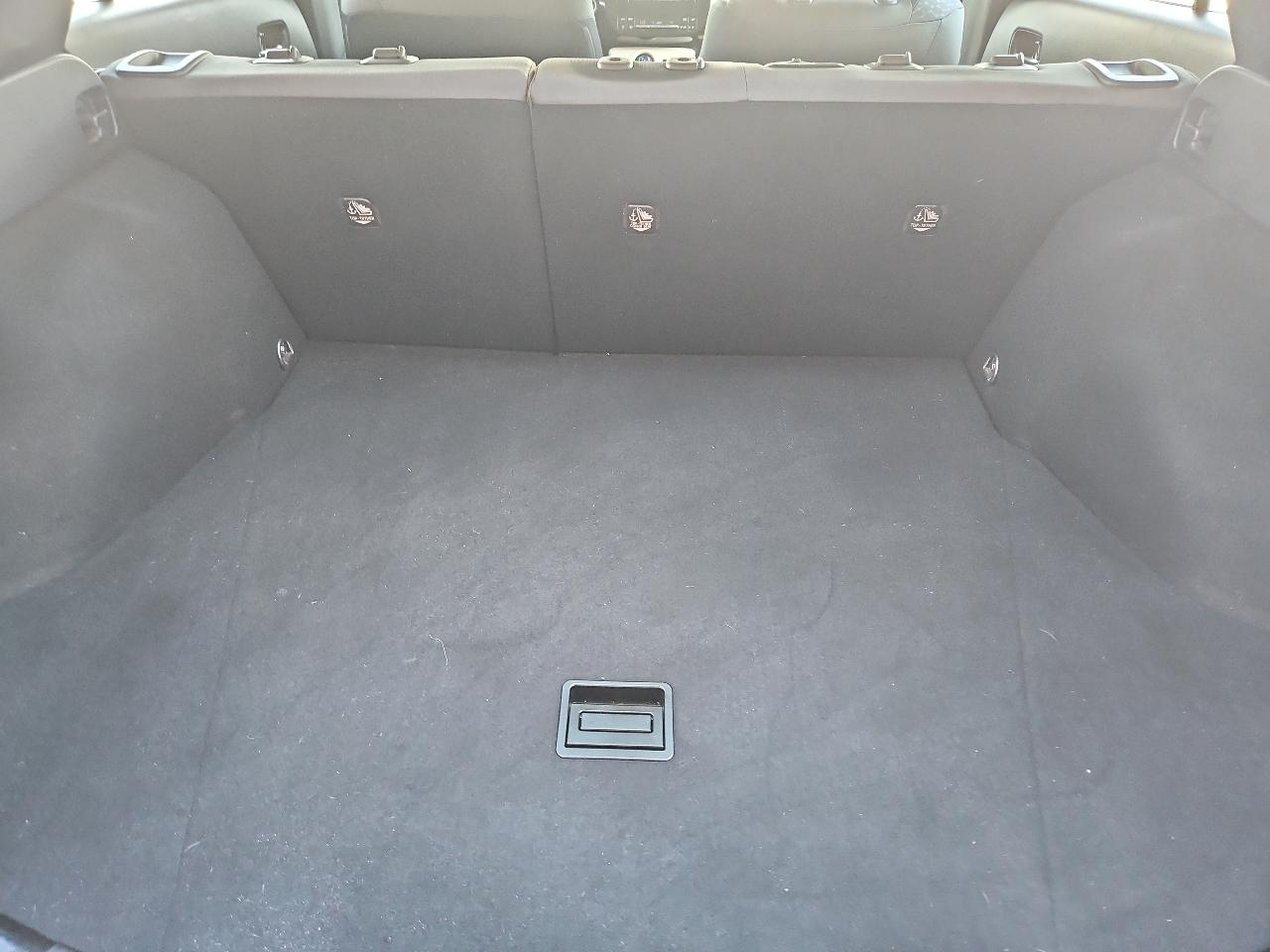 Toyota Prius Two 2017