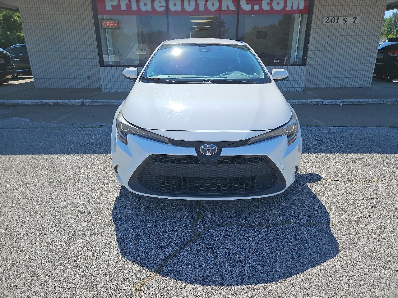 Toyota Corolla LE Hybrid 2020