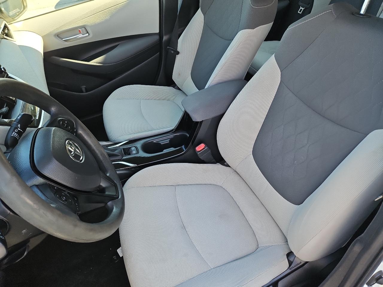 Toyota Corolla LE Hybrid 2020