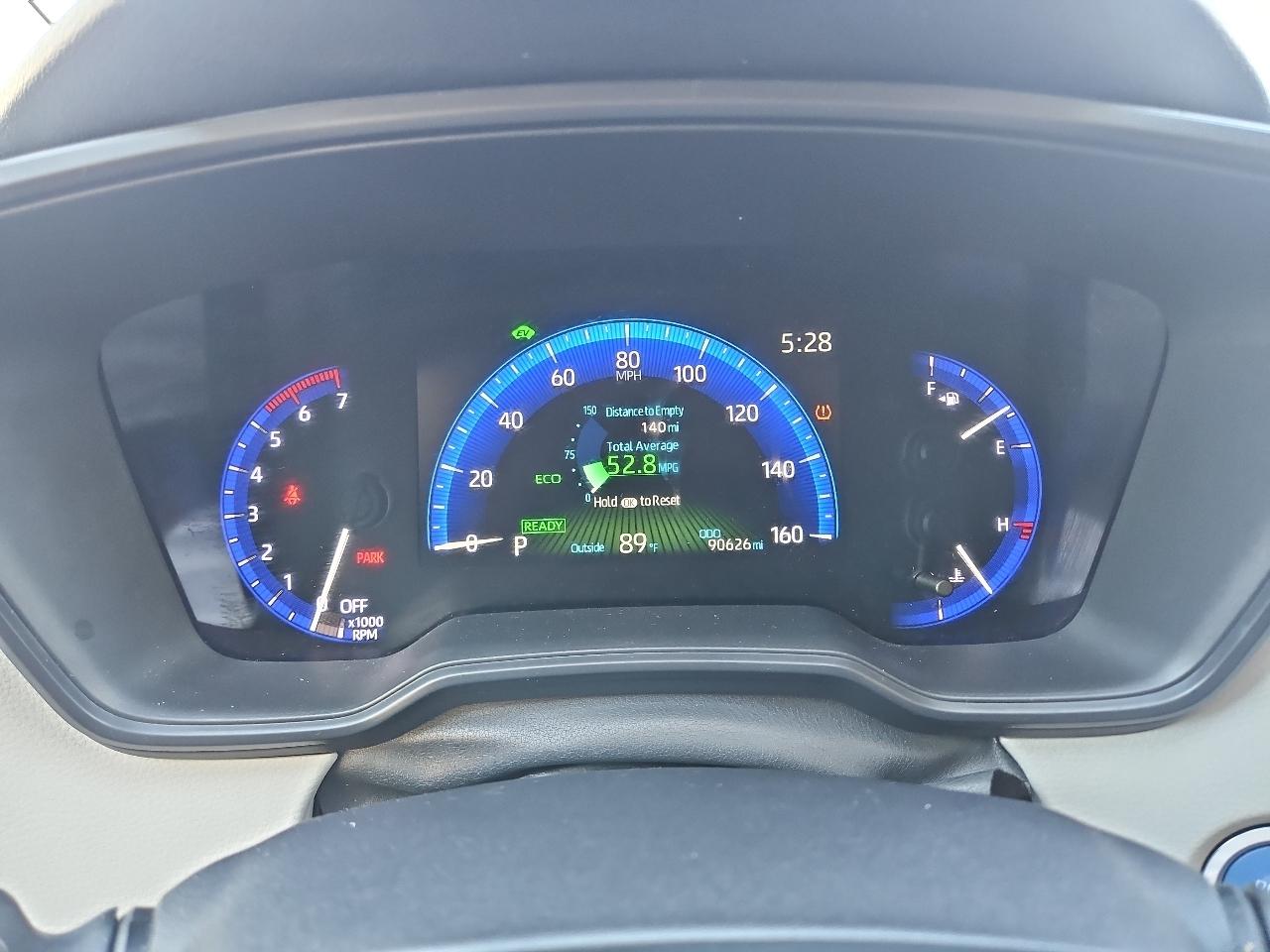 Toyota Corolla LE Hybrid 2020